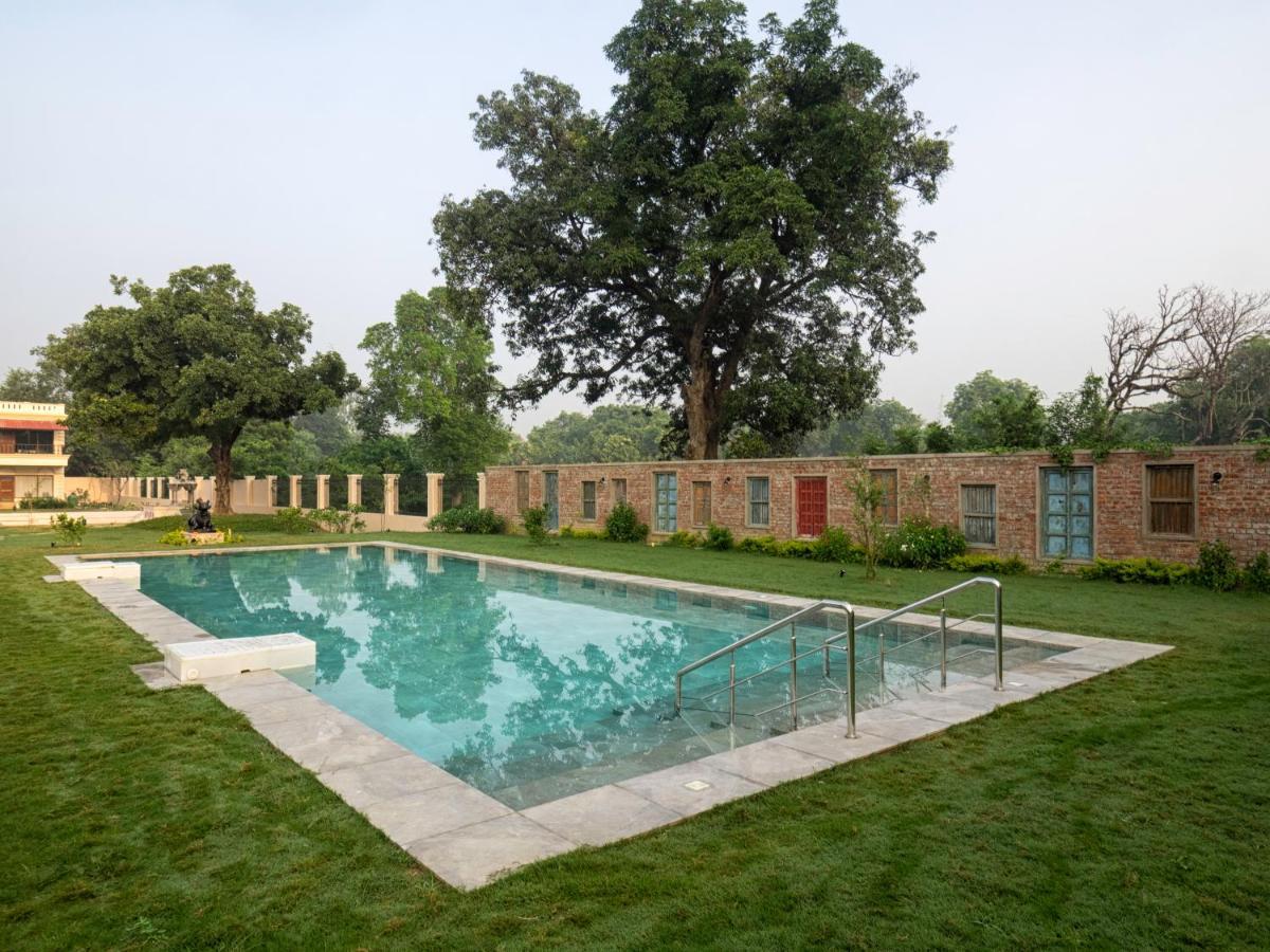 Resort Tree Of Life & Varanasi
